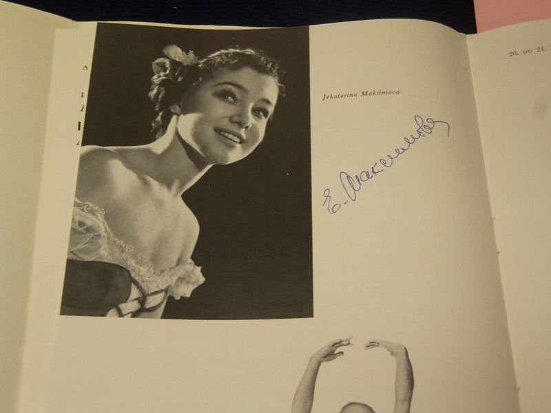 1960 BOLSHOI BALLETTENS AFSKEDSFORESTILLING PROGRAM - 3 SIGNATURES - J 5083