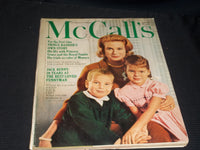 1963 APRIL MCCALL'S MAGAZINE - PRINCESS GRACE & KIDS FRONT COVER - E 1218