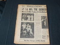 1977 OCT 13 NEW YORK DAILY NEWS NEWSPAPER- 4 LA HOMERS TIE WORLD SERIES-NP 3581