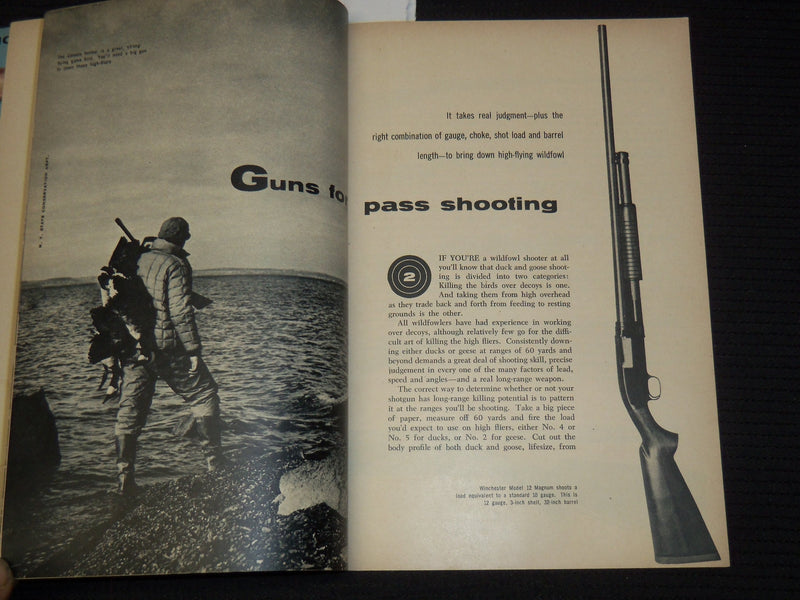 1954 THE COMPLETE BOOK OF GUNS BY LARRY KOLLER - MACO 16 - K 2641