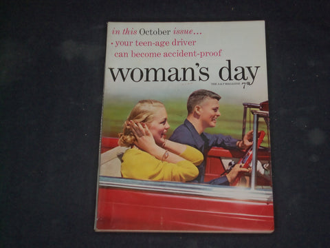 1953 OCTOBER WOMAN'S DAY MAGAZINE - BOY AND GIRL DRIVING IN CAR COVER - B 4055