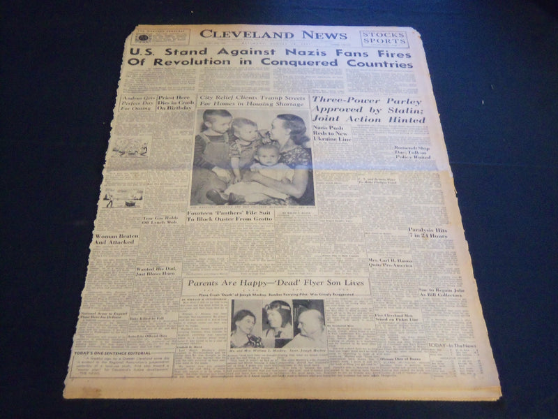 1941 AUGUST 16 CLEVELAND NEWS NEWSPAPER U. S. STANDS AGAINST NAZIS FANS- NT 7411
