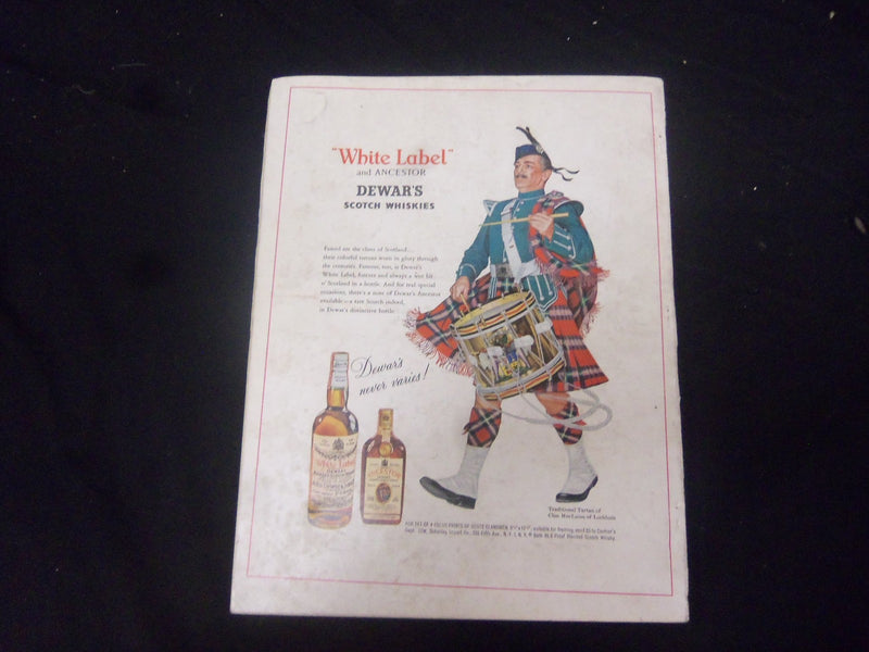 1960 AUGUST ESQUIRE MAGAZINE - GREAT COVER, PHOTOS AND ADS - ST 2597