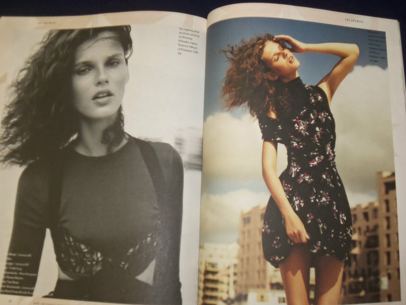 2010-2011 AUTUMN-WINTER BON MAGAZINE- CONSTANCE JABLONSKI -INDIGO GIRLS - B 6741