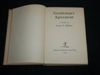 1947 GENTLEMAN'S AGREEMENT HARDCOVER BOOK BY LAURA Z. HOBSON - KD 6872