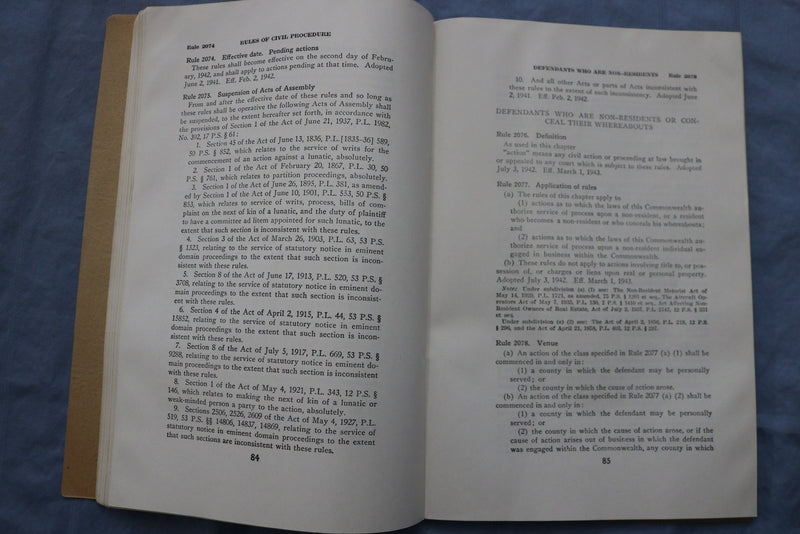 1946 PENNSYLVANIA VERTERANS' MANUAL SOFTCOVER BOOK - K 323