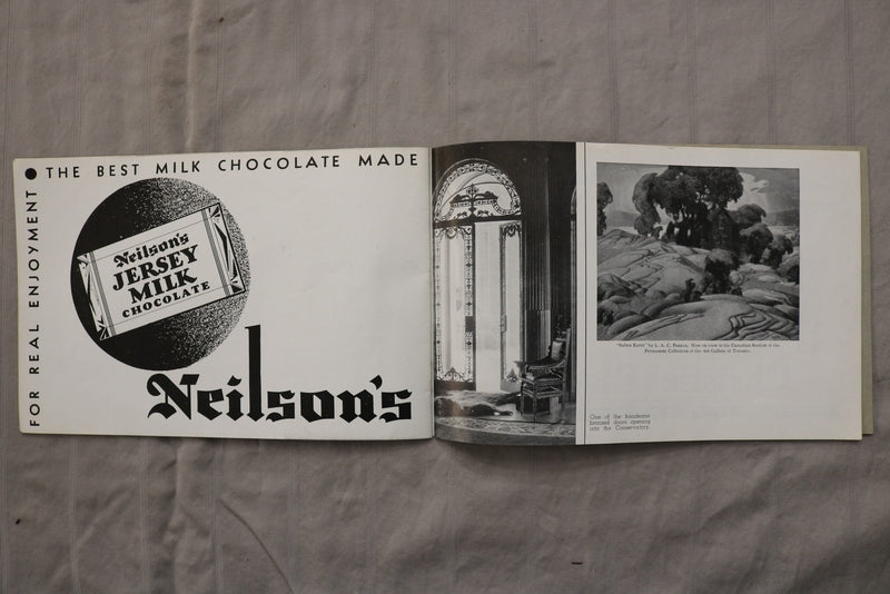 1930'S CASA LOMA - CANADA'S FAMOUS CASTLE VIEW BOOK - SOFTCOVER - K 3472