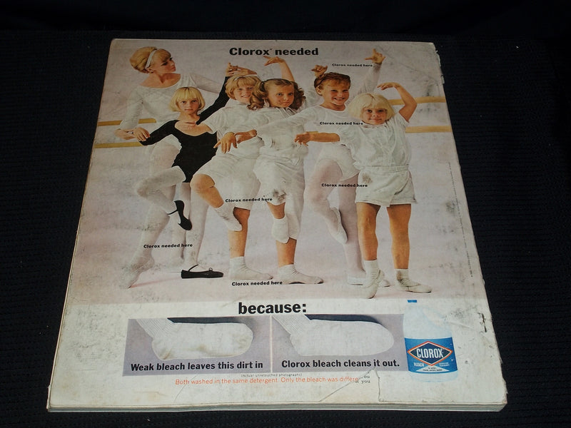 1966 APRIL MCCALL'S MAGAZINE - NICE FASHION FRONT COVER - E 5915