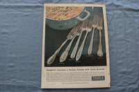 1958 NOVEMBER HOUSE & GARDEN MAGAZINE - GIFTS FOR EVERYONE -99 UNDER $9 - E 9311