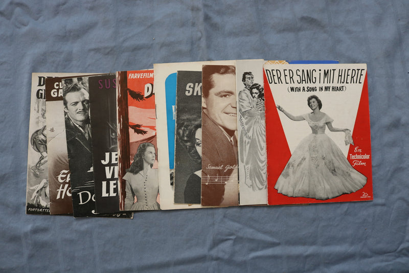 1950'S SUSAN HAYWARD MOVIE PROMO BOOKS IN DUTCH - LOT OF 10 - K 731