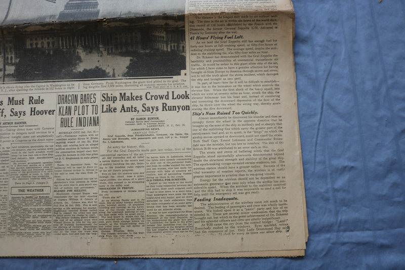 1928 OCT 16 CHICAGO HERALD EXAMINER NEWSPAPER -ZEPPELIN MOORED IN U.S. - NP 9225