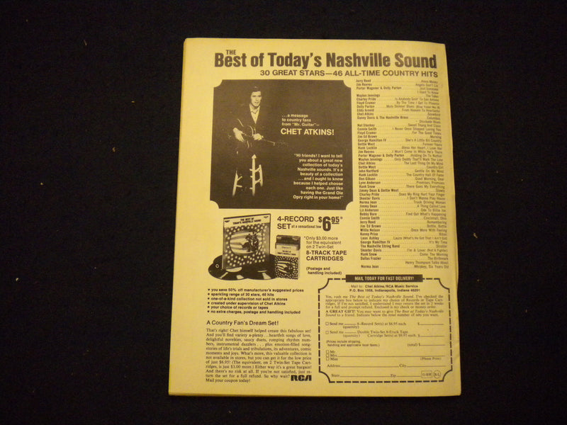 1973 COUNTRY SOUNG ROUNDUP YEARBOOK MAGAZINE - LORETTA LYNN COVER - B 639R
