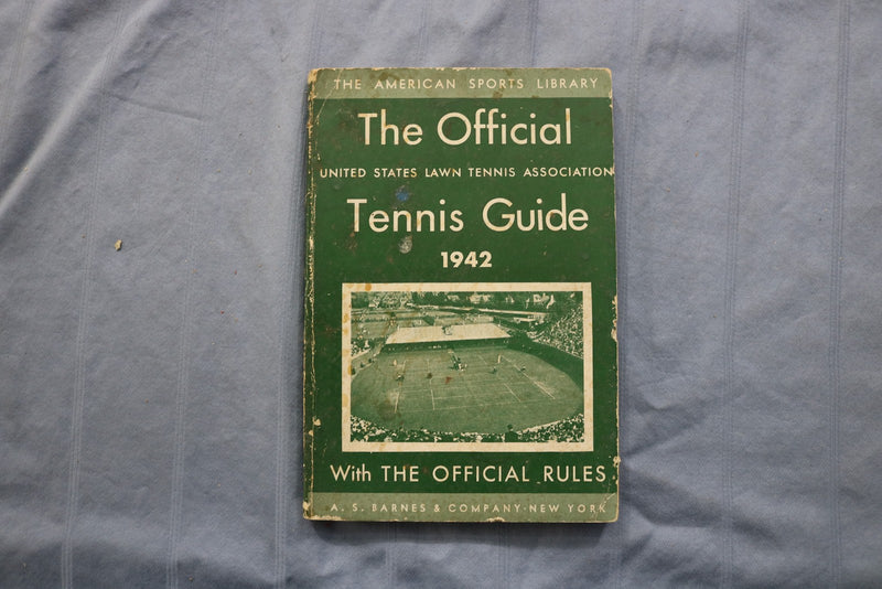 1932-1942 LAWN TENNIS GUIDES - LOT OF 5 - O 3840