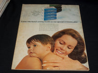 1967 JULY MCCALL'S MAGAZINE - TWIGGY FRONT COVER - E 1132