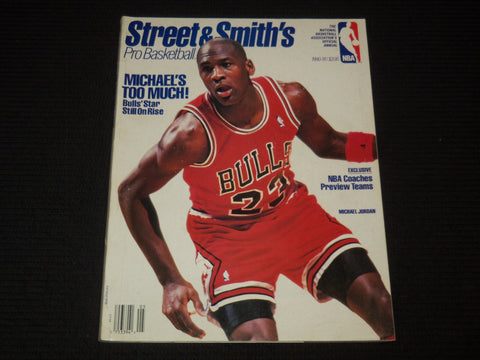 1990-1991 STREET & SMITH'S PRO BASKETBALL MAGAZINE - MICHAEL JORDAN - E 12658