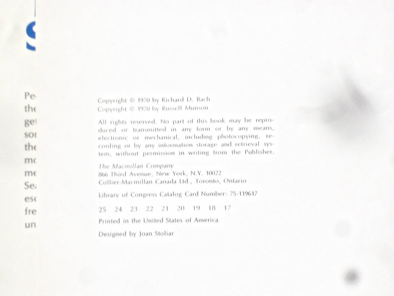 1970 JONATHAN LIVINGSTON SEAGULL HARDCOVER BOOK BY RICHARD BACH - KD 9025