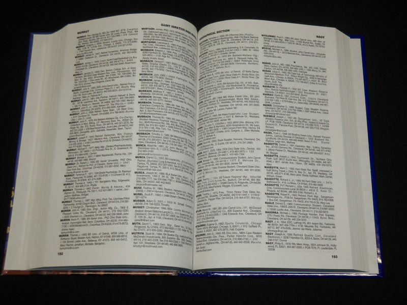 2001 SAINT IGNATIUS HIGH SCHOOL DIRECTORY BOOK - CLEVELAND - KD 6347