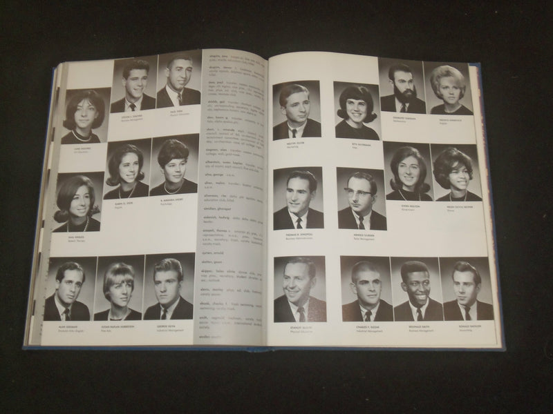 1965 ADELPHI UNIVERSITY YEARBOOK - GARDEN CITY, NEW YORK - YB 2277