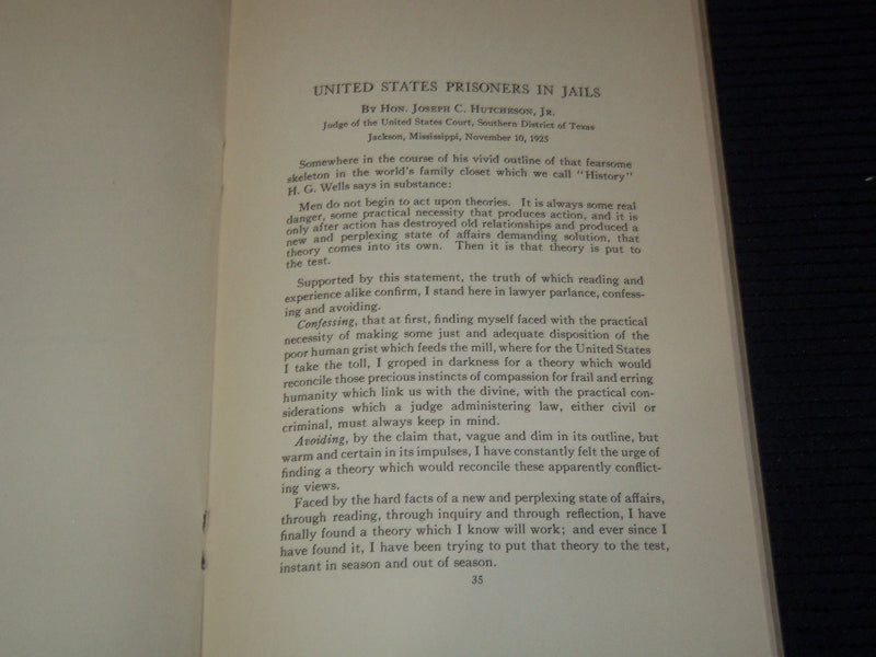 1926 UNITED STATES PRISONERS IN COUNTY JAILS REPORT BY HASTINGS H. HART - K 3106