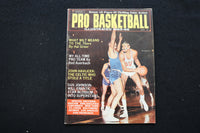 1965-66 PRO BASKETBALL ILLUSTRATED MAGAZINE - WILT CHAMBERLAIN COVER - B 3428T