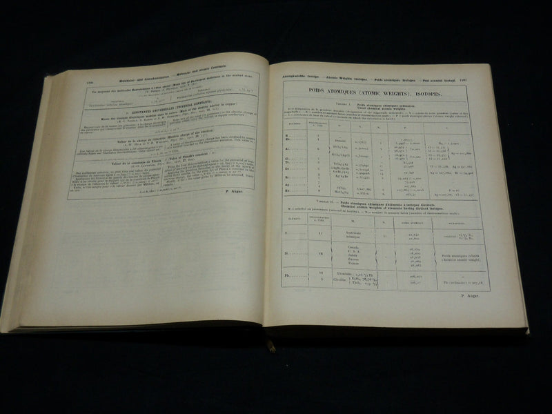 1925-1926 TABLES ANNUELLES DE CHEMIE - PHYSIQUE - BIOLOGIE LOT OF 2 - KD 4543