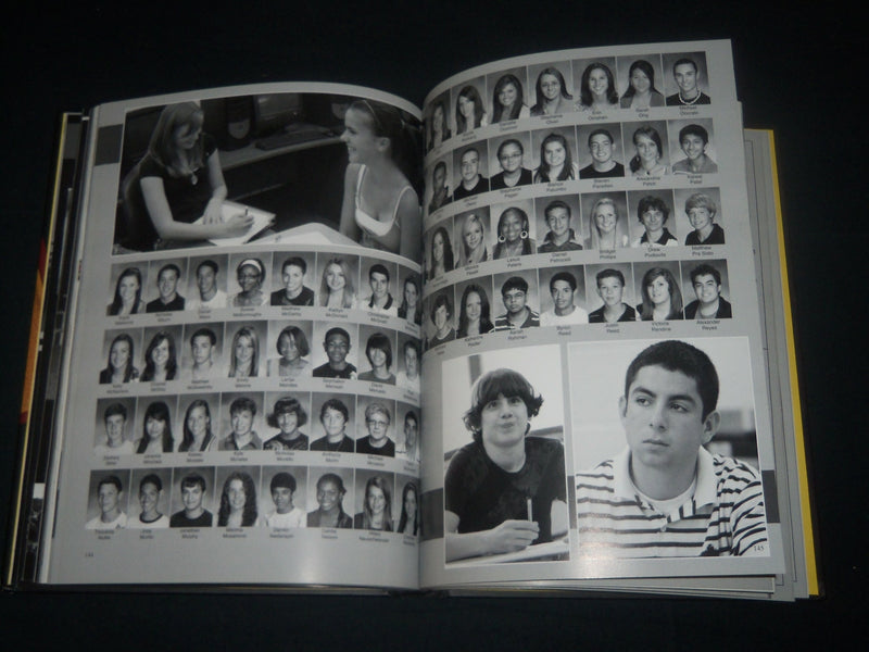 2009 MEMINISSE MT. OLIVE HIGH SCHOOL YEARBOOK - FLANDERS NEW JERSEY - YB 1625