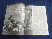 1977 PRO & COLLEGE FOOTBALL TODAY MAGAZINE - BERT JONES COVER - SP 6481J