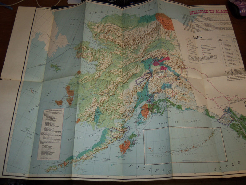 1967 WILDLIFE IN ALASKA FOLD-OUT MAP - U. S. DEPT OF INTERIOR - J 8724