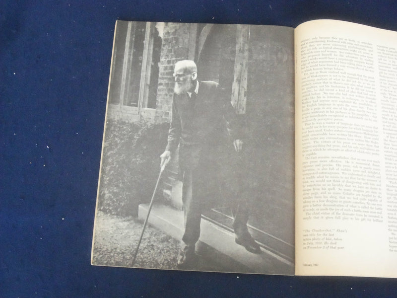 1961 FEBRUARY THEATRE ARTS MAGAZINE - LAURENCE OLIVIER COVER - ST 6830