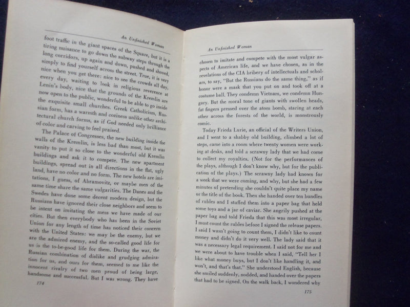 1969 AN UNFINISHED WOMAN HARDCOVER BOOK BY LILLIAN HELLMAN - KD 8399