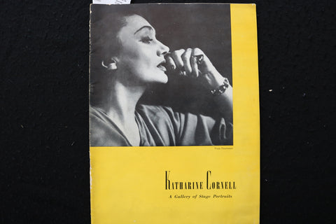 1940'S KATHARINE CORNELL - A GALLERY OF STAGE PORTAITS SOFTCOVER BOOK - K 2308