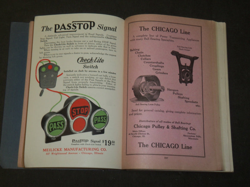1922 BLUE BOOK OF CHICAGO COMMERCE - SOFTCOVER - KD 5183