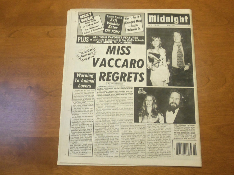 1977 MAY 3 MIDNIGHT NEWSPAPER - THE TRAGEDY THAT HAUNTS ELVIS PRESLEY - NP 4778