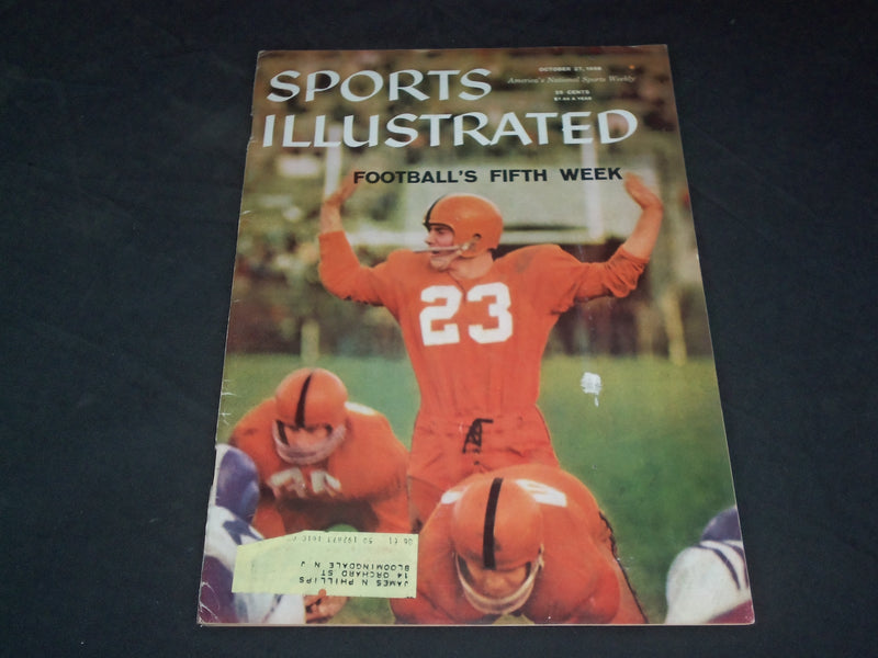 1958 OCTOBER 27 SPORTS ILLUSTRATED MAGAZINE-SYRACUSE QB CHICK ZIMMERMAN -SP 8902