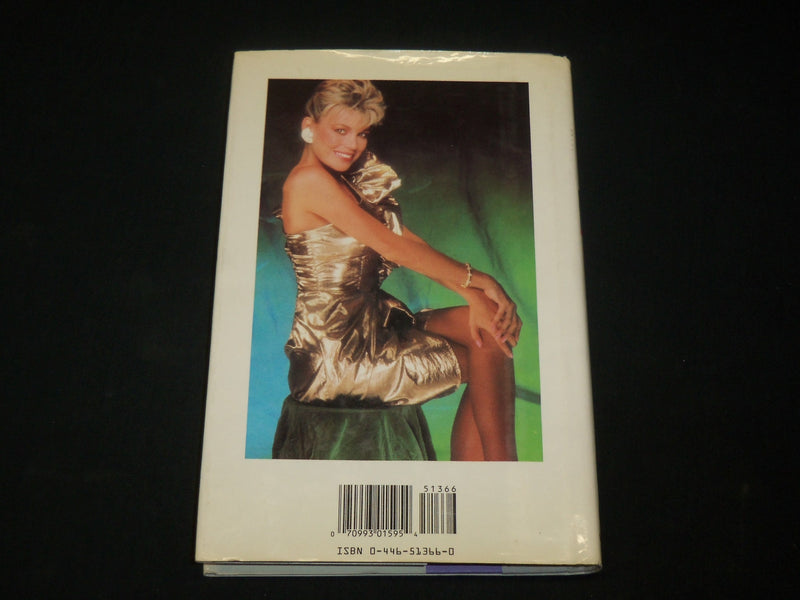 1987 VANNA SPEAKS HARDCOVER BOOK BY VANNA-WHITE - NICE PHOTOS - KD 6539