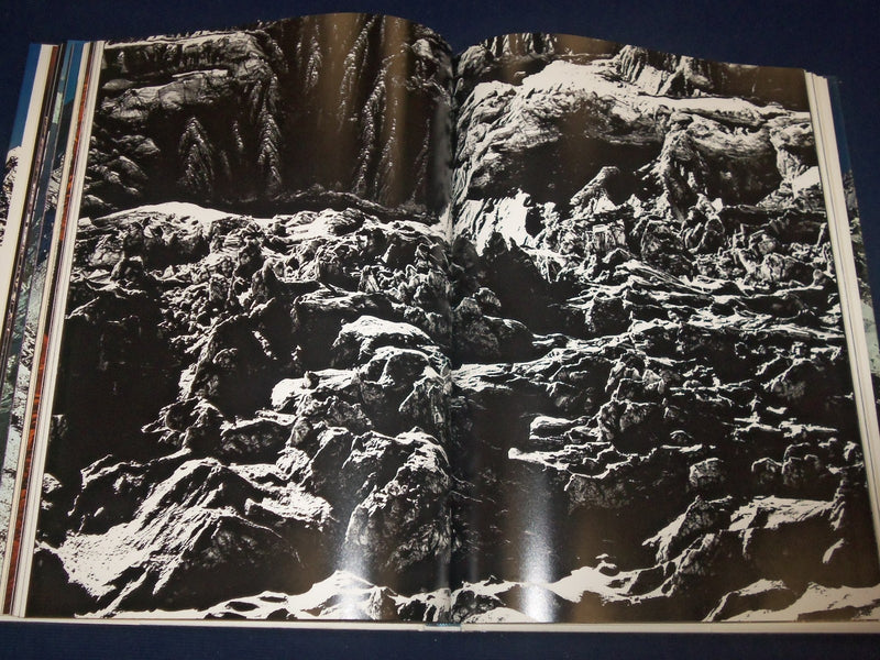 1986 HIMALAYAS HARDCOVER BOOK - PHOTOS & TEXT BY YOSHIKAZU SHIRAKAWA - KD 2817