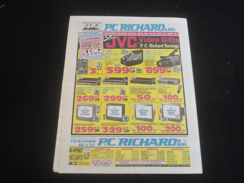 1991 DECEMBER 22 NEW YORK LIVE - DAILY NEWS SUPPLEMENT - BILLY CRYSTAL - NP 5886