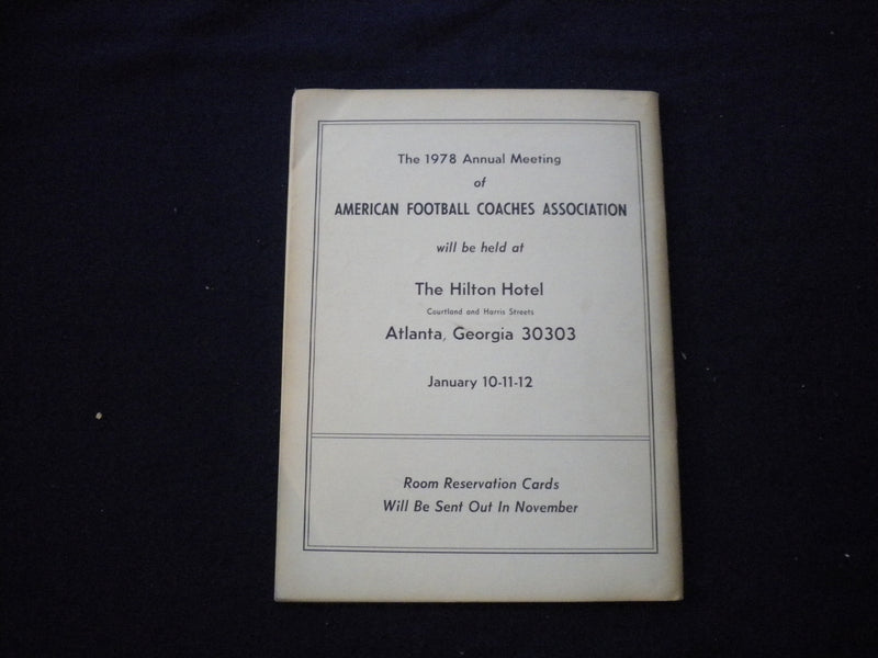 1977 AMERICAN FOOTBALL COACHES ASSOCATION MAGAZINE - BEN MARTIN - SP 3625V