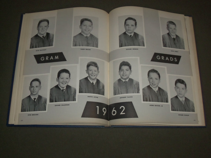 1962 HALLOWEEN ALL HALLOWS INSTITUTE YEARBOOK - BRONX, NEW YORK - YB 1336