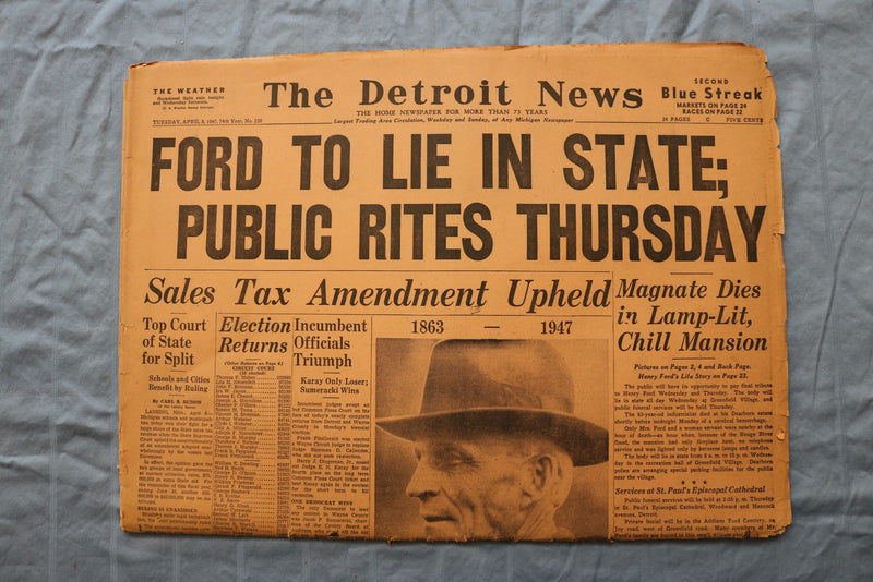 1947 APRIL 8 THE DETROIT NEWS NEWSPAPER - HENRY FORD TO LIE IN STATE - NP 9217