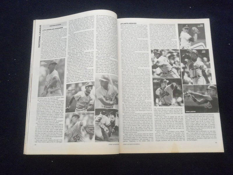 1992 STREET AND SMITH'S BASEBALL MAGAZINE - ROBERTO ALOMAR COVER - SP 1523R