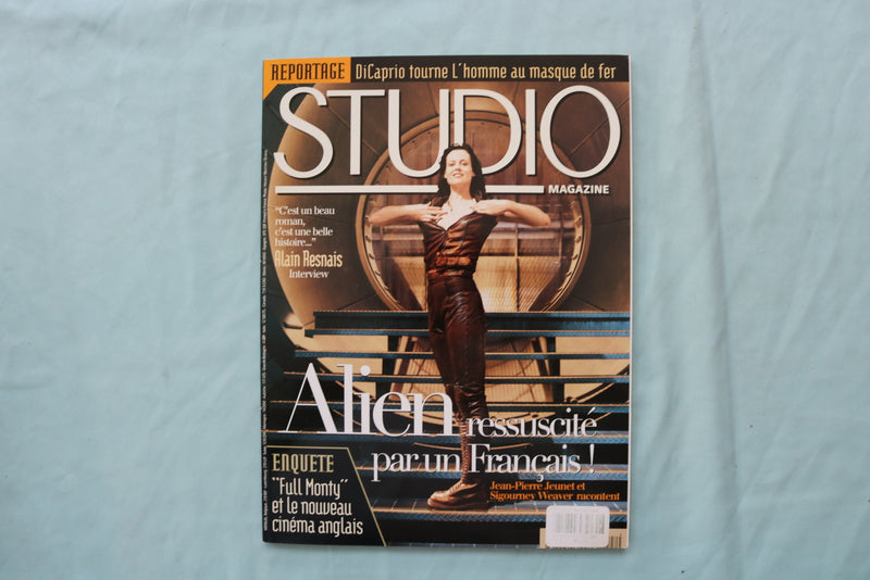 1997 NOVEMBER STUDIO MAGAZINE - SIGOURNEY WEAVER COVER - FRENCH - E 19542