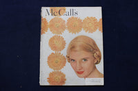 1948 OCTOBER MCCALL'S MAGAZINE - BEAUTIFUL WOMAN WITH FLOWERS COVER - E 22128