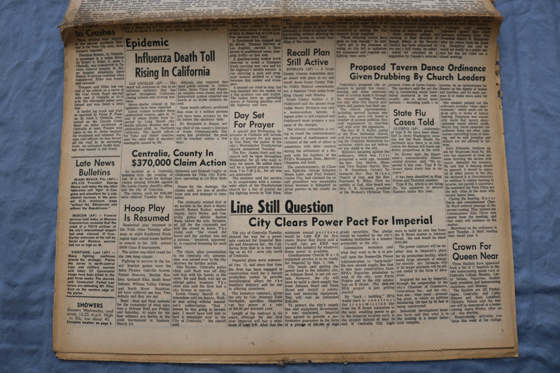 1966 FEB 22 THE DAILY CHRONICLE NEWSPAPER - VIET CONG HUNTED, U.S. PUSH- NP 8498