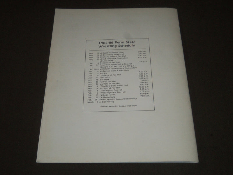 1985-1986 PENN STATE WRESTLING SOFTCOVER PROGRAM - J 2262
