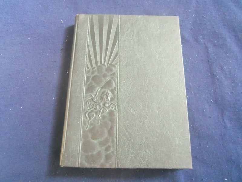 1932 DONNYBROOK FAIR GOUCHER COLLGE YEARBOOK - BALTIMORE, MARYLAND - YB 2702