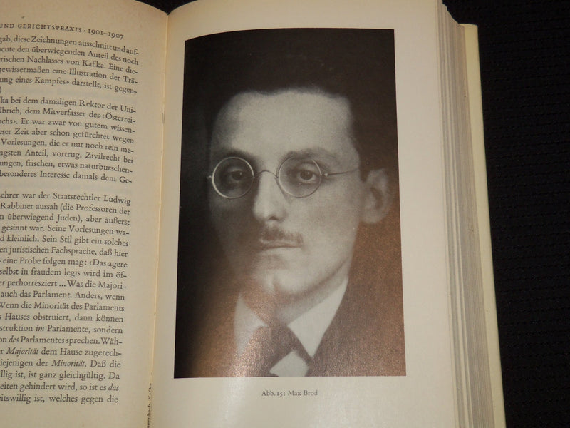 1958-1961 FRANZ KAFKA BOOK LOT OF 2 - EINE BIOGRAPHIE -DIE EZRAHLUNGEN- KD 6494A