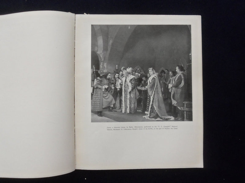 1957 THEATRE OPERA BALLET IN RUMANIA PROGRAM - GREAT PHOTOS - J 9417