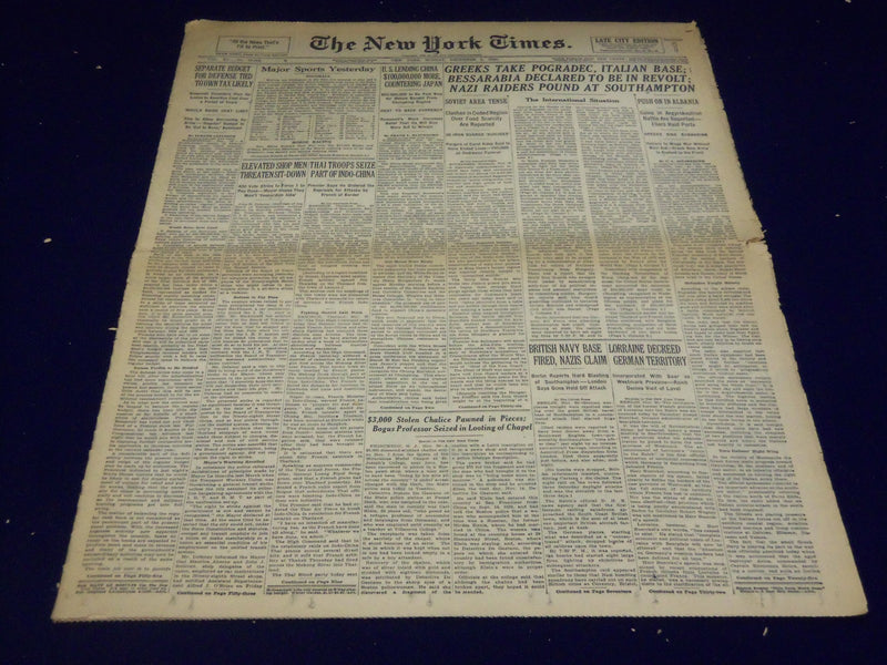 1940 DECEMBER 1 NEW YORK TIMES - NAZIS POUND AT SOUTH HAMPTON - NT 2740