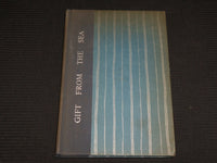 1955 GIFT FROM THE SEA HARDCOVER BOOK BY ANNE LINDBERGH - KD 7309